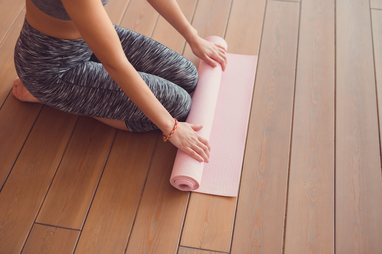 Yoga: O que é, benefícios e como fazer a prática milenar Yoga: O que é, benefícios e como fazer a prática milenar