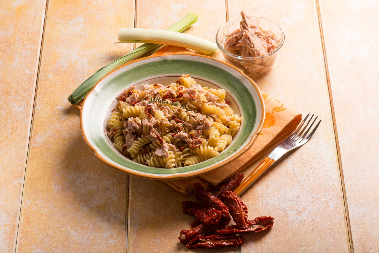 macarrão com atum